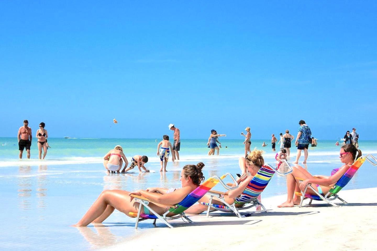 Oceanview, In Village, 20-Steps To Path Of Best Beach, Tiki-Bar, Free Bikes And Paddle-Boards! سيستا كي المظهر الخارجي الصورة