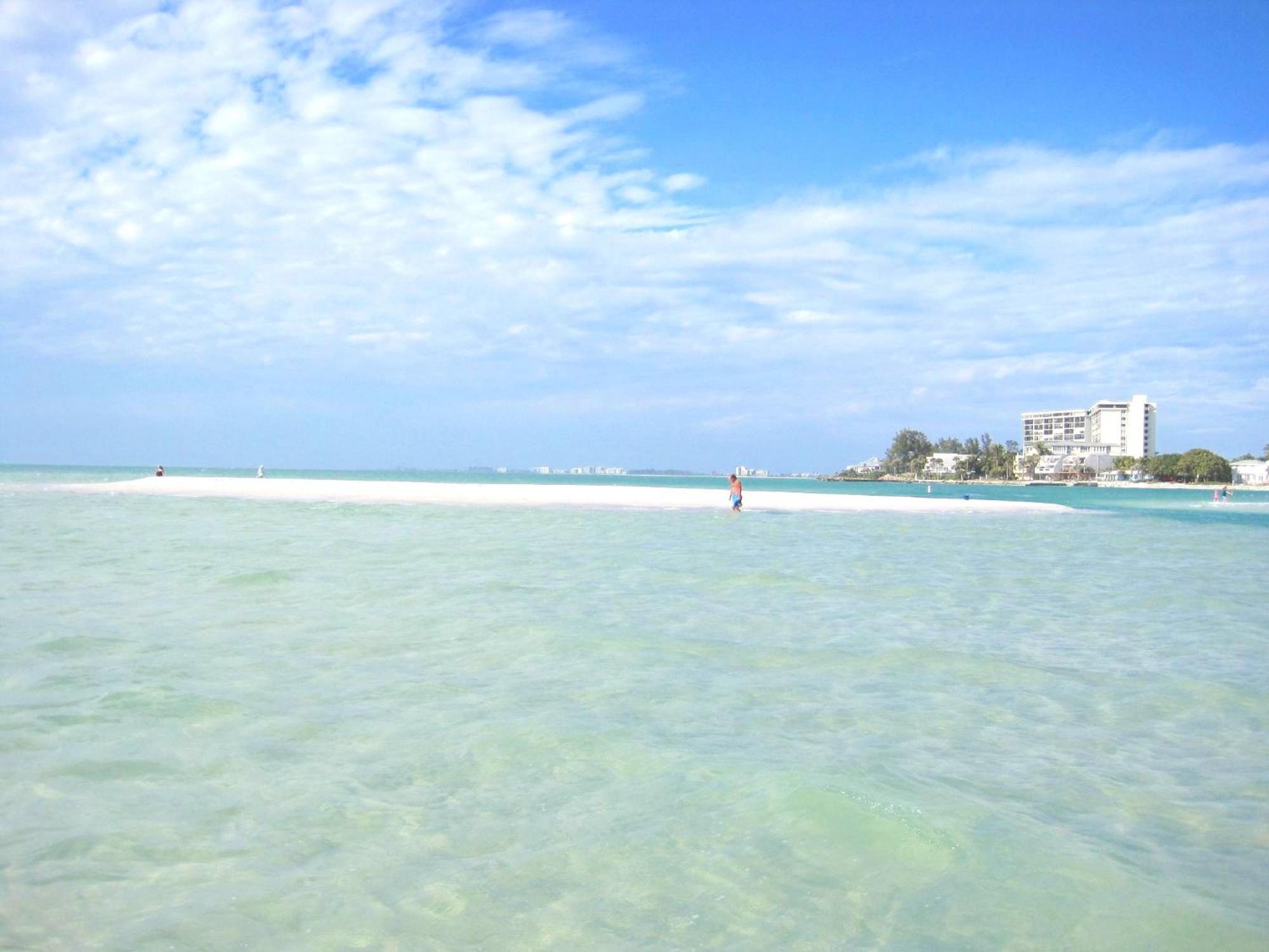 Oceanview, In Village, 20-Steps To Path Of Best Beach, Tiki-Bar, Free Bikes And Paddle-Boards! سيستا كي المظهر الخارجي الصورة