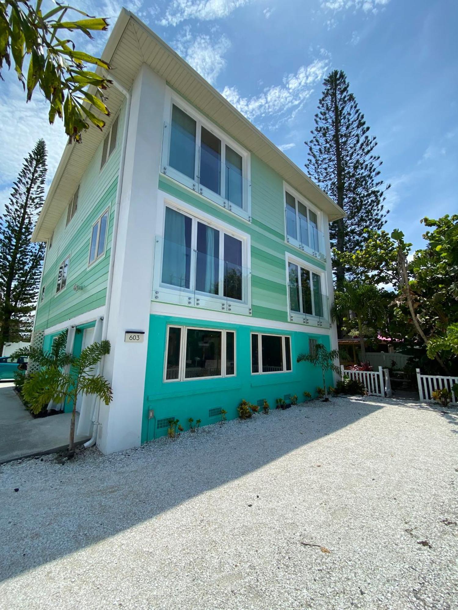 Oceanview, In Village, 20-Steps To Path Of Best Beach, Tiki-Bar, Free Bikes And Paddle-Boards! سيستا كي المظهر الخارجي الصورة