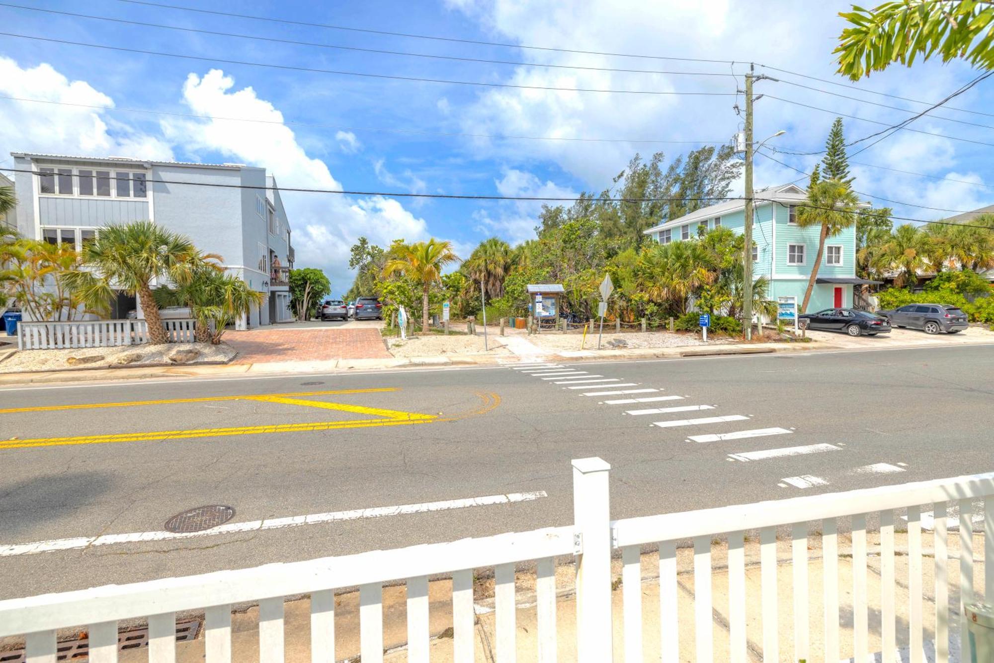 Oceanview, In Village, 20-Steps To Path Of Best Beach, Tiki-Bar, Free Bikes And Paddle-Boards! سيستا كي المظهر الخارجي الصورة