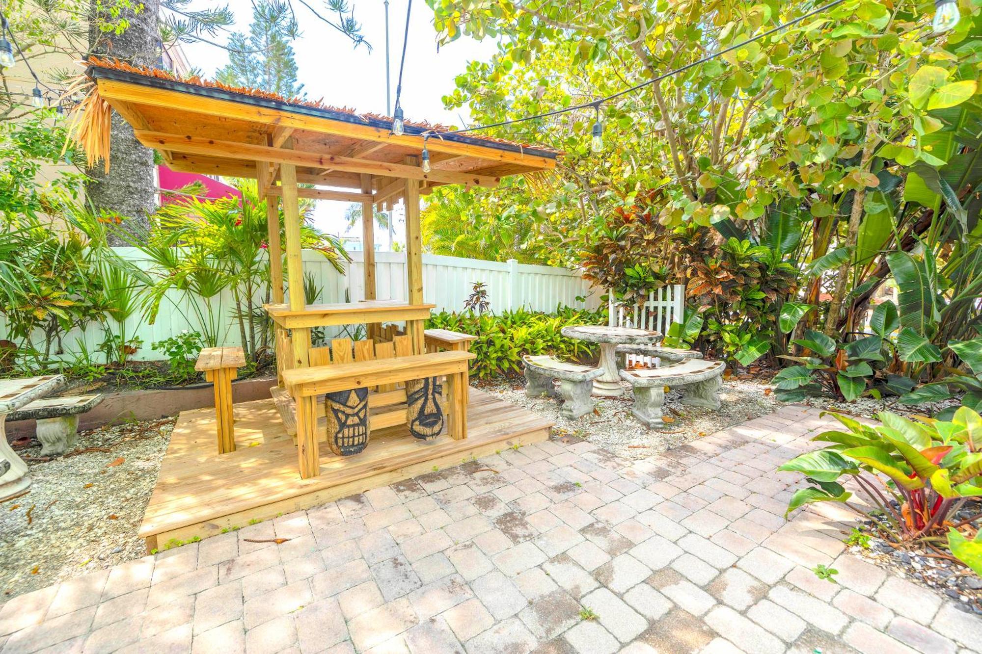 Oceanview, In Village, 20-Steps To Path Of Best Beach, Tiki-Bar, Free Bikes And Paddle-Boards! سيستا كي المظهر الخارجي الصورة